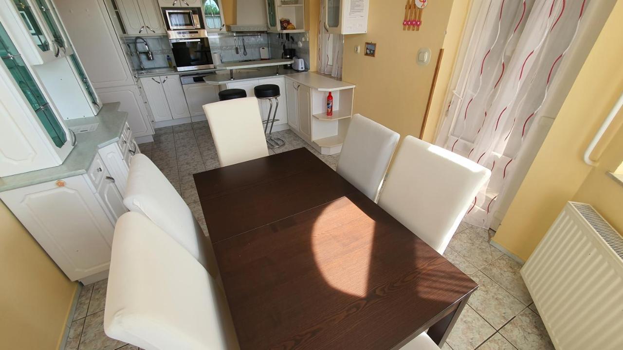 Apartment In Siofok/Balaton 19942 מראה חיצוני תמונה